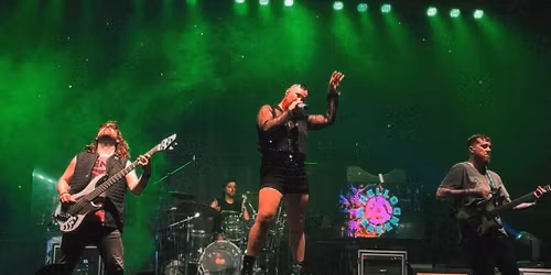 Hello Weekend at 22nd annual \u201cWearin\u2019 the Green!\u201d