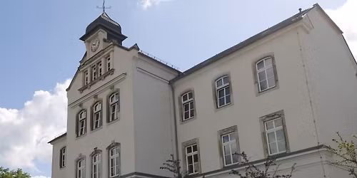 Gro\u00dfes Klassentreffen der K\u00f6titzer Schule