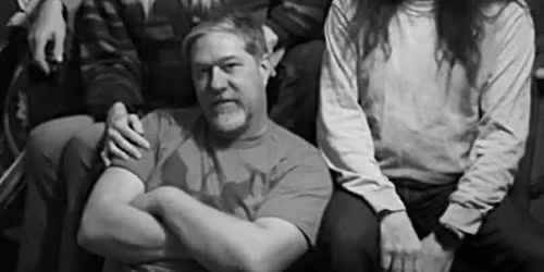 The Stoplight Flyers Fly By The Old Plank Tavern