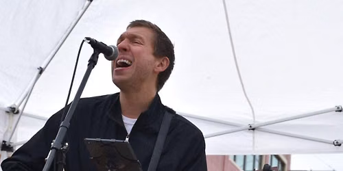 Conner Gilbert plays Lunchtime Live at Heritage Plaza