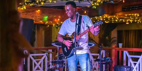 Nelly's Echo solo at Mick O'Sheas Irish Pub