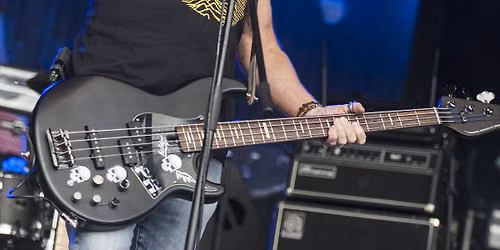 Peter Hook & The Light