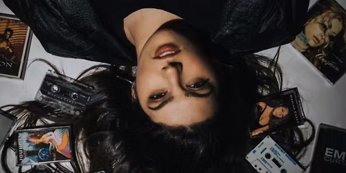 Retro Rewind: Voices Of Legendary Rock 