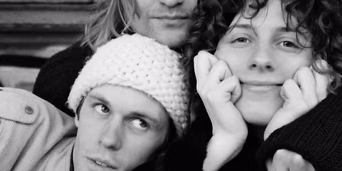 Friends With Oranges [Lisa Harres & Ralph Heidel & Finn Ronsdorf] \u00b7 Trafo \u00b7 Jena