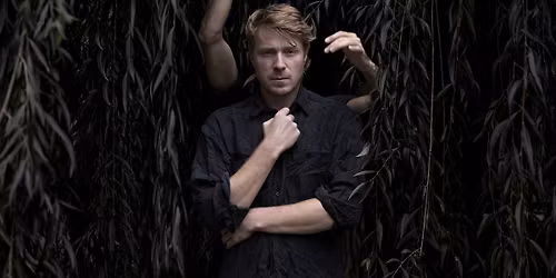 TOPOL_Ozv\u011bny pt\u00e1k\u016f v Atriu \u017di\u017ekov (p\u0159edpremi\u00e9ra)