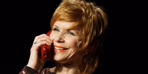 \u00datit\u00e1rsam, Shirley Maclaine \u2013 Schell Judit zen\u00e9s \u00f6n\u00e1ll\u00f3 estje @Kultkik\u00f6t\u0151, Balatonf\u00f6ldv\u00e1r