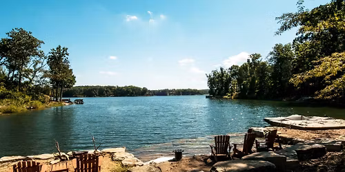 Live Music at the Clubhouse: Hey Dave