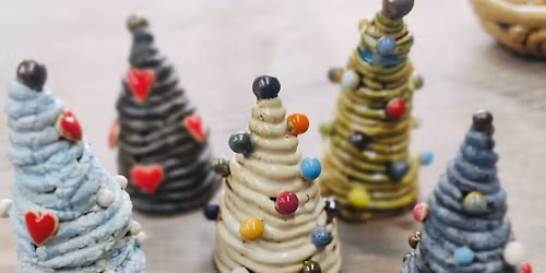 Kleine feine Hofweihnacht im Tonstübchen