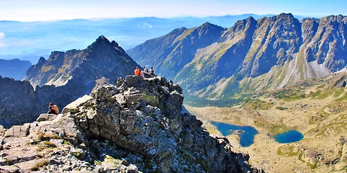 Tatry S\u0142owackie \u2013 Rysy i w\u0119dr\u00f3wka pod Gerlachem [noclegi w hotelu g\u00f3rskim] \ud83c\uddf8\ud83c\uddf0