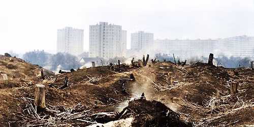 Halda Hrab\u016fvka: pr\u016fmyslov\u00e1 skl\u00e1dka, postindustri\u00e1ln\u00ed krajina (komentovan\u00e1 vych\u00e1zka)