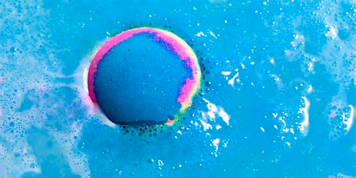 LUSH BATH BOMB : C\u00e9l\u00e9brez l'\u00e9t\u00e9 !