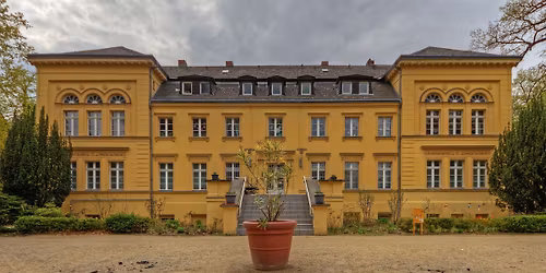 Tanzfest zur W\u00fcrdigung von Kontrat\u00e4nzen aus der zweiten H\u00e4lfte des 18.Jh.