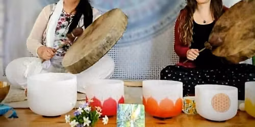 Desember-lydbad, yoga og kirtan! \u2728\ufe0f