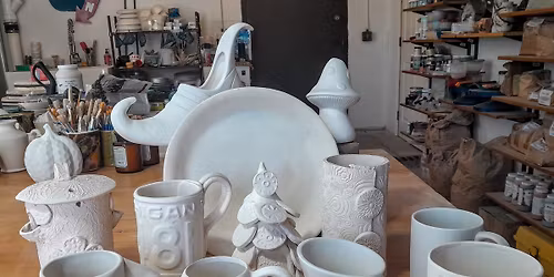 Pitch Haus- Tuesday Night Bisque Break-up Paint Your Own Pottery 6\/23