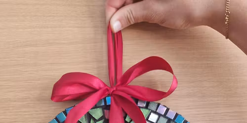 Mosaic - Winter Wreath