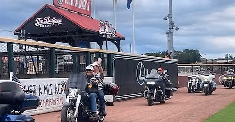 Hit for the Cycle Night &  Sprocket Bike Bobblehead Giveaway - September 3