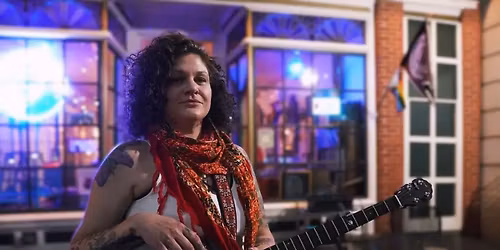 Gentle Thursday Presents: Dark River Darling!