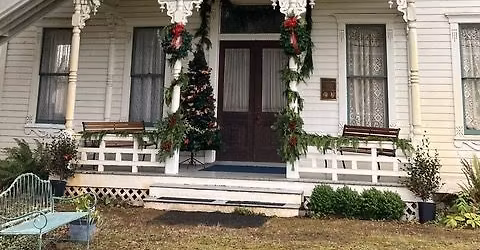 Holiday High Tea at Neely Mansion