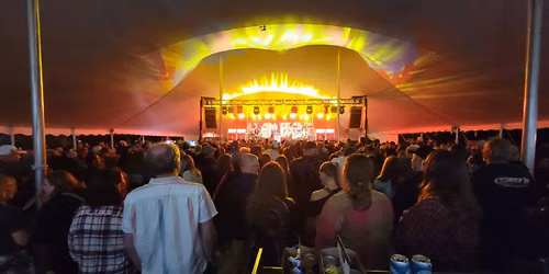 THE GLAM BAND @ Kiel Community Picnic