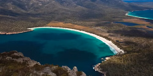 Tasmania In Spring