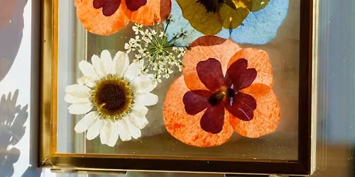 Pressed Floral Frame Drop-In
