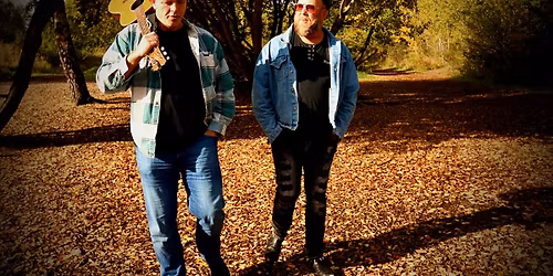 Lejrb\u00e5l & L\u00f8gnehistorier i Solr\u00f8d Forsamlingshus