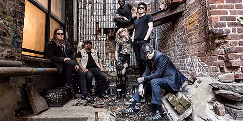 Left\u00f6ver Crack @ The Masquerade