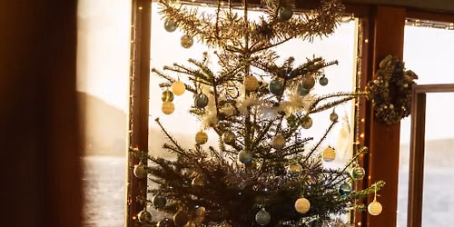 Oban Bay\u2019s Christmas Extravaganza
