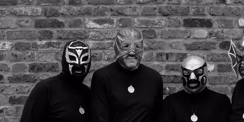 Los Straitjackets, Nick Lowe in Washington