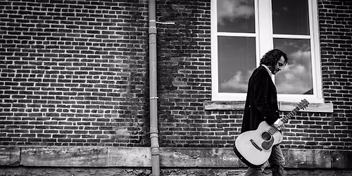 eTown Presents Max Gomez