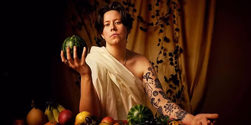 Chloe Petts: Big Naturals