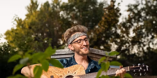 Live Music with Harrison Steele