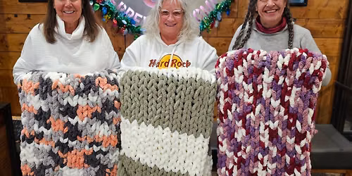 SOLD OUT! Oct 12th - The Lodge Muskego Chunky Knit Blanket Workshop 