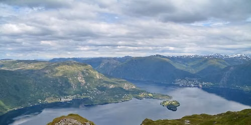 Tur til Raudnipa