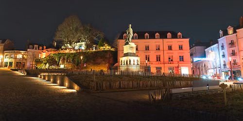 Visite guid\u00e9e "Angers, visite nocturne" \ud83c\udf19