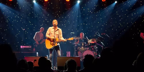 James Reyne in Mackay