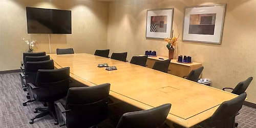 OPEN HOUSE! FREE COWORKING SPACE + Fast WiFi + Free Coffee