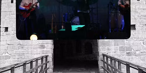 H\u00d6GVAKTEN LIVE - FIANC\u00c9 DOLORIAN