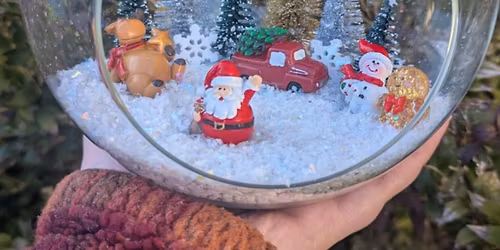 Christmas Terrarium Workshop at Aquillbella Boutique