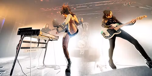 The Darts, Service, Boxcutter at The Shakedown