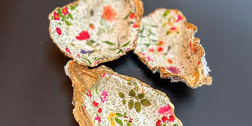 Sips & Shells- Oyster Trinket Dishes