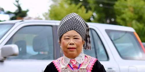 Ying Moua Hu Plig\/Khi tes