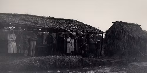 Les Vues -- Precipice