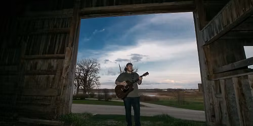 Justin Wallace @ Nikos Red Mill Tavern