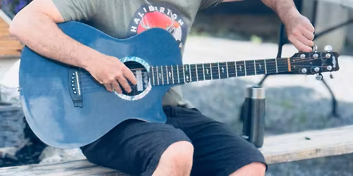Open Stage featuring Tom Oliver 