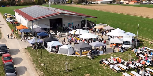 Genuss \u2013 und Handwerkermarkt & Weinverkostung