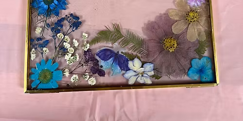 Pressed Flower Workshop (during mom crawl event)