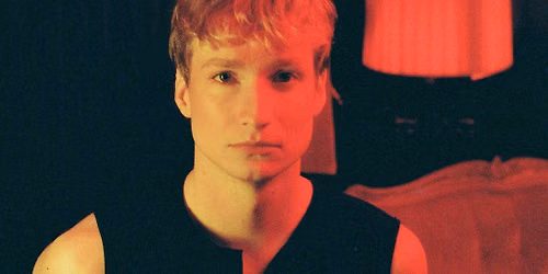 Kevin Atwater - Blush Red Tour, Ruby Plume