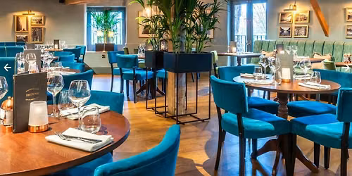 ZEST Singles Supper at Browns Brasserie