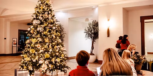 Christmas Eve Dinner at Laurel